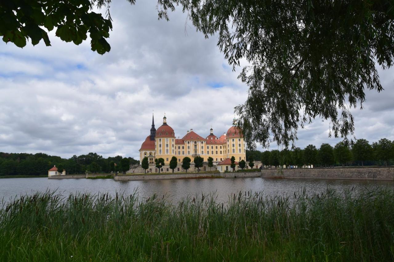 Ferienwohnung Und Pension "Zur Aue" Konigsbruck Luaran gambar