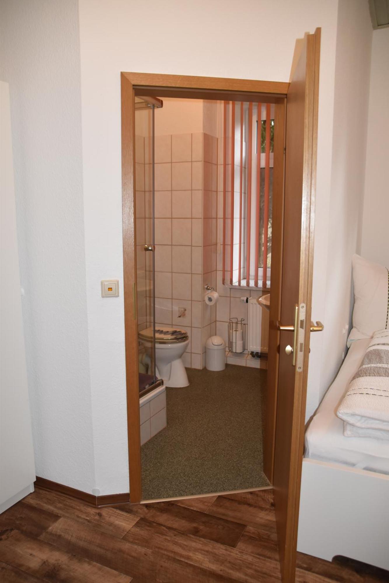Ferienwohnung Und Pension "Zur Aue" Konigsbruck Luaran gambar